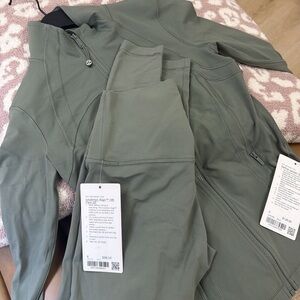 Lululemon define jacket and align leggings size 6
